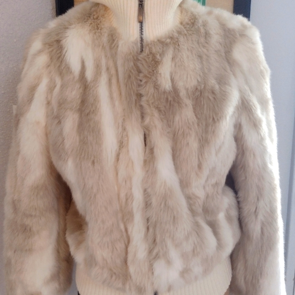 INC International Concepts Faux Fur Cropped Jacket. Pet. Medium faux fur shell